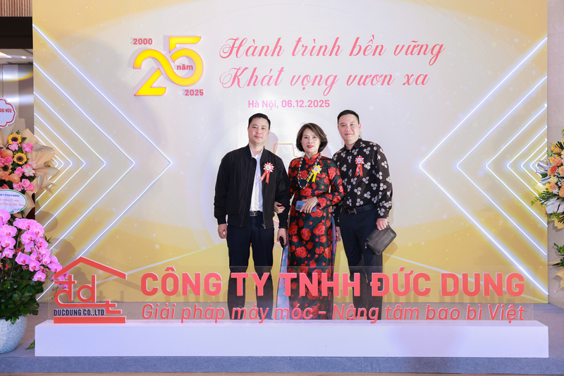 Lễ kỷ niệm 15 năm thành lập